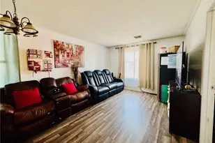 4401 Hughes Ln, Bakersfield, CA 93304 - Photo 21