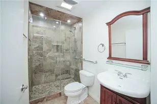 7050 Shoup Ave, Canoga Park, CA 91303 - Photo 5