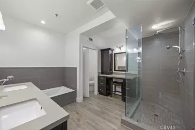 5350 White Oak Avenue #113, Encino, CA 91316 - Photo 11