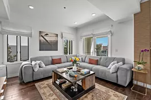 10721 Ohio Ave, Los Angeles, CA 90024 - Photo 5