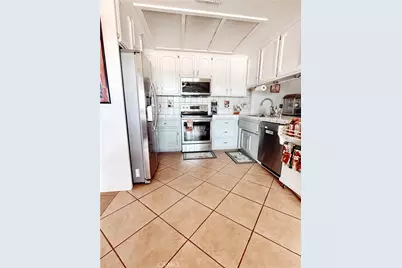 7851 Greenwood Avenue, California City, CA 93505 - Photo 11