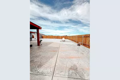 7851 Greenwood Avenue, California City, CA 93505 - Photo 25