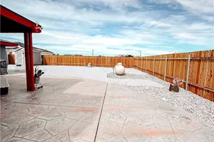 7851 Greenwood Ave, California City, CA 93505 - Photo 25