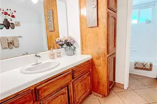 7851 Greenwood Ave, California City, CA 93505 - Photo 19