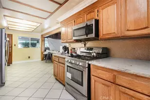 4700 Dunas Ln, Tarzana, CA 91356 - Photo 9