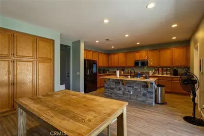 6550 Bicknell, Palmdale, CA 93552 - Photo 9