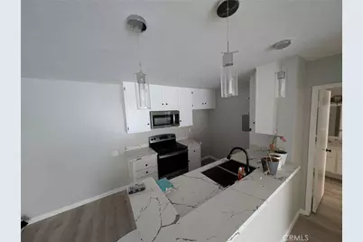 5460 White Oak Avenue #302, Encino, CA 91316 - Photo 3