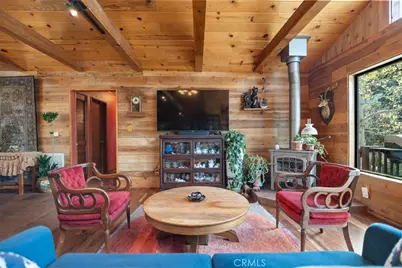 15420 Live Oak Way, Pine Mountain Club, CA 93222 - Photo 19