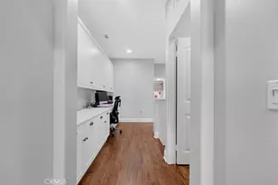 22104 Barrington Way, Saugus, CA 91350 - Photo 17