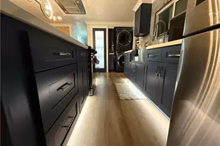 8801 Eton, Canoga Park, CA 91304 - Photo 11