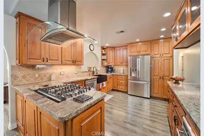 9602 Gierson, Chatsworth, CA 91311 - Photo 5