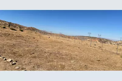 7300 E Mt Emma Road, Palmdale, CA 93550 - Photo 19