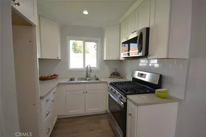 7512 Jamieson Ave, Reseda, CA 91335 - Photo 17