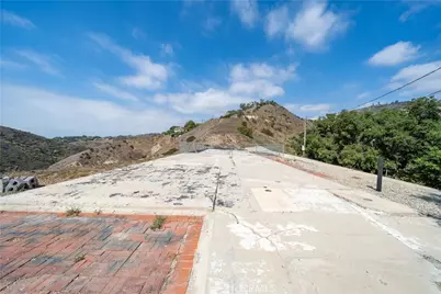 5767 Latigo Canyon Road, Malibu, CA 90265 - Photo 23