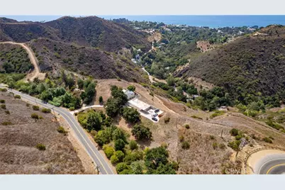 5767 Latigo Canyon Road, Malibu, CA 90265 - Photo 33