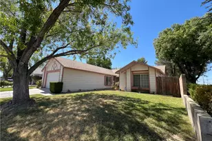 45947 Foxtail St, Lancaster, CA 93534 - Photo 1