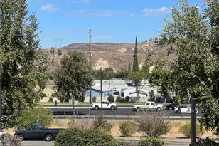 26961 Rainbow Glen Dr, Canyon Country, CA 91351 - Photo 17