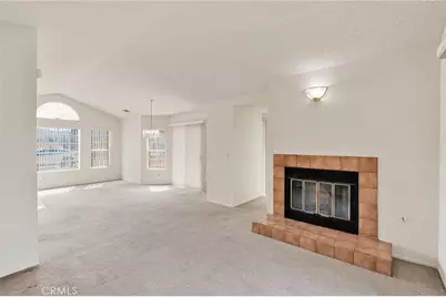 15845 Mossdale, Lancaster, CA 93535 - Photo 5