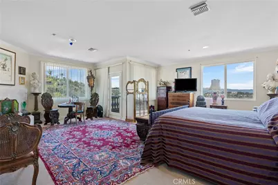 24845 Bella Vista Drive, Newhall, CA 91321 - Photo 19