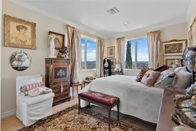 24845 Bella Vista Drive, Newhall, CA 91321 - Photo 23