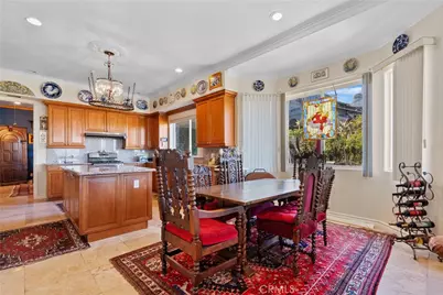 24845 Bella Vista Drive, Newhall, CA 91321 - Photo 13