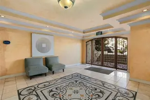 1154 S Barrington Ave, Los Angeles, CA 90049 - Photo 23