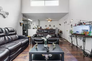 8601 International Ave, Canoga Park, CA 91304 - Photo 3