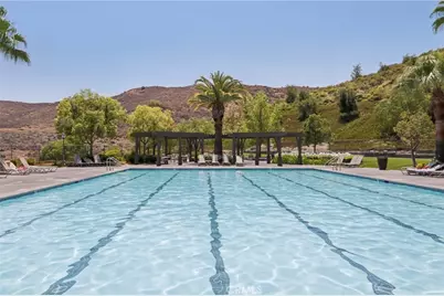 27220 Sterling Grove Lane, Canyon Country, CA 91387 - Photo 29