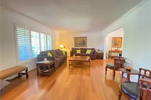 5323 Del Moreno Dr, Woodland Hills, CA 91364 - Photo 9