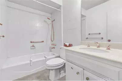 21821 Burbank #145, Woodland Hills, CA 91367 - Photo 21