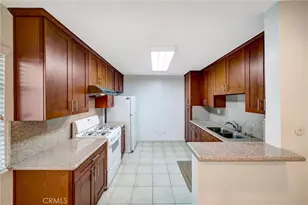 5315 Zelzah Ave, Encino, CA 91316 - Photo 3