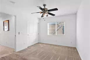 28448 Mirabelle Ln, Saugus, CA 91350 - Photo 11