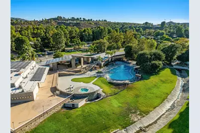 19126 Avenue Of The Oaks #C, Newhall, CA 91321 - Photo 21