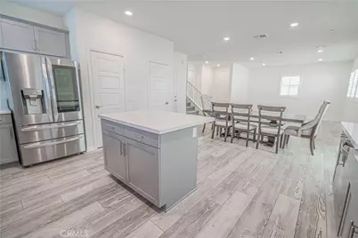 17047 Zion Dr., Canyon Country, CA 91387 - Photo 7