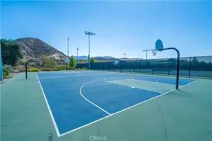 17047 Zion Dr, Canyon Country, CA 91387 - Photo 31