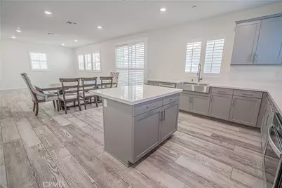 17047 Zion Dr., Canyon Country, CA 91387 - Photo 5