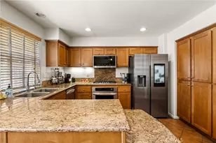 24014 Bridgeport Ln, Valencia, CA 91355 - Photo 9