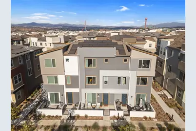 27579 Sanctuary Ct., Valencia, CA 91381 - Photo 19