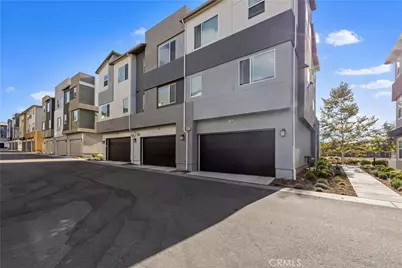 27579 Sanctuary Ct., Valencia, CA 91381 - Photo 27