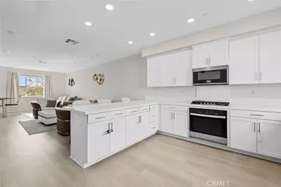 27579 Sanctuary Ct., Valencia, CA 91381 - Photo 3