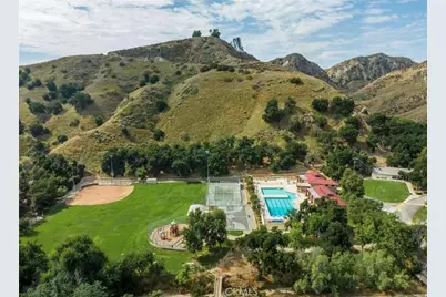 30160 San Martinez, Castaic, CA 91384 - Photo 5