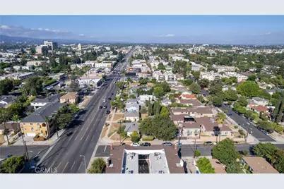 14005 Victory Boulevard, Van Nuys, CA 91401 - Photo 5