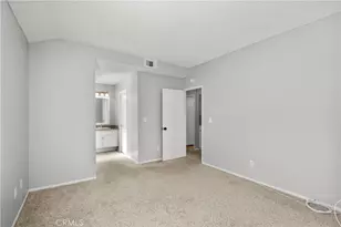 26964 Flo Ln, Canyon Country, CA 91351 - Photo 23