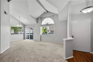 26964 Flo Ln, Canyon Country, CA 91351 - Photo 9