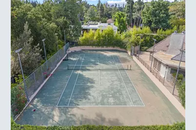 5200 Collier Place, Woodland Hills, CA 91364 - Photo 63