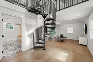 5200 Collier Pl, Woodland Hills, CA 91364 - Photo 25