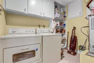 18242 Burbank Blvd, Tarzana, CA 91356 - Photo 25