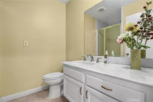 18242 Burbank Blvd, Tarzana, CA 91356 - Photo 19