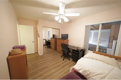 26360 Oakspur Dr #A, Newhall, CA 91321 - Photo 11