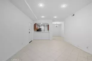 17914 Magnolia Blvd, Encino, CA 91316 - Photo 9